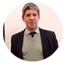 Dr: Martín Benitez:
Dr: Martín Benitez: